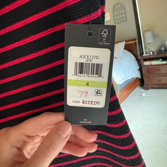 NWT Tommy Hilfiger Work Dress Size 4 - Picture 2 of 8